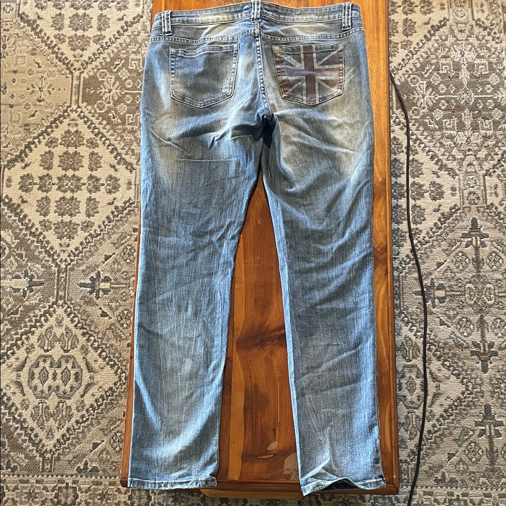 Delia’s women’s Britt Blue Jeans with Flag Detail